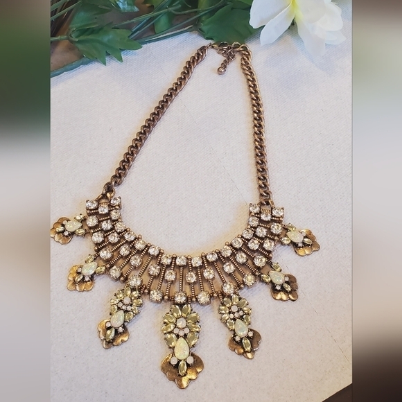 Princess Style Rhinestone Statement Jewelry Necklace 🌴 - Picture 1 of 9